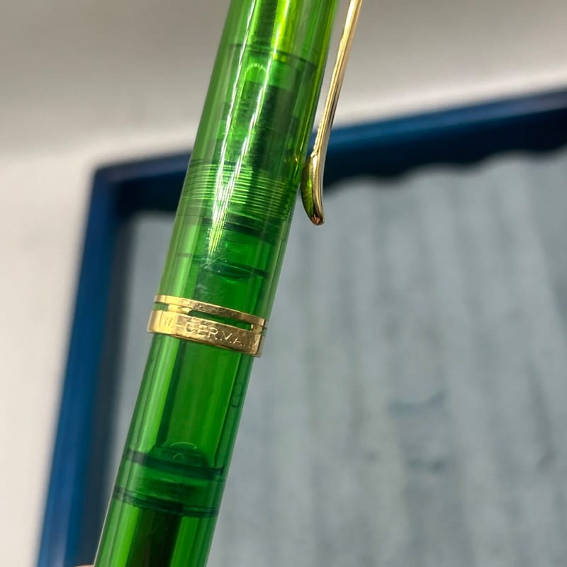 Pelikan Souveran M200 Demonstrator Fountain Pen Translucent Green Nib Medium