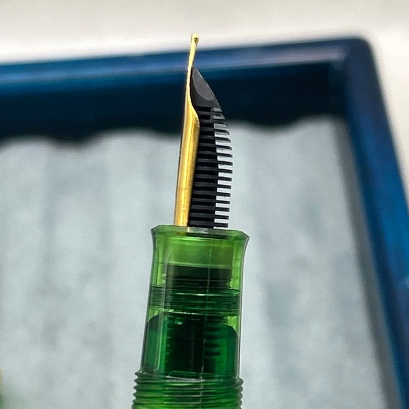 Pelikan Souveran M200 Demonstrator Fountain Pen Translucent Green Nib Medium