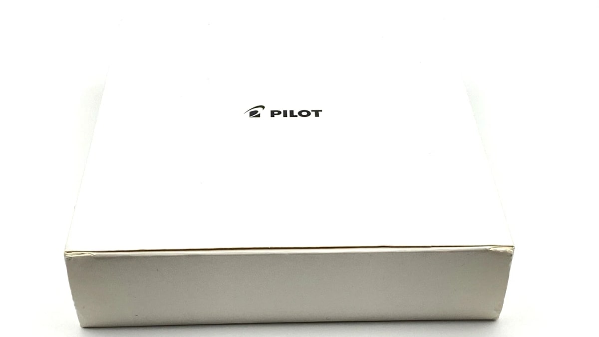 NOS Pilot Capless 2016 Limited Edition Fountain Pen Black 18K Gold Fine NIB Sb