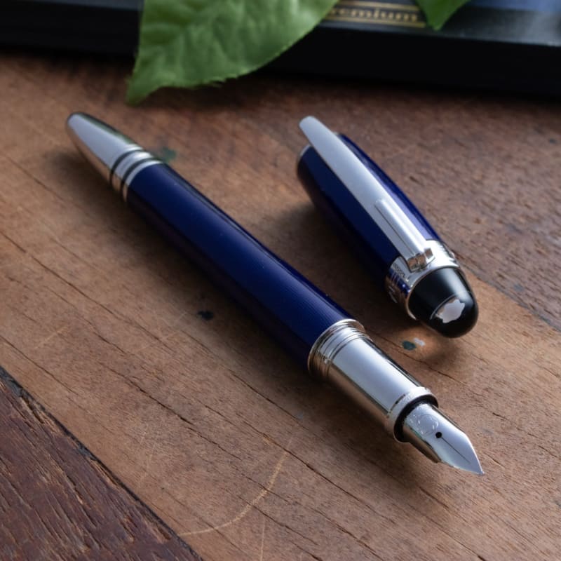 Montblanc Starwalker Cool Blue KR2020296 14K-585 Gold Nib Fountain Pen