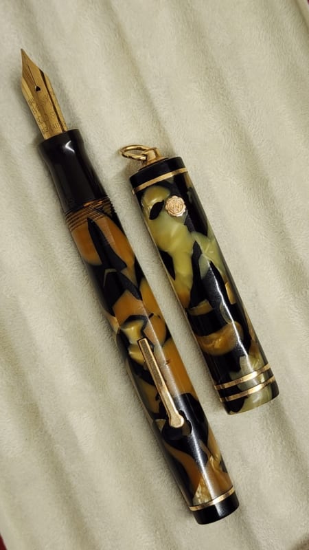 Large Wahl Eversharp Gold Seal Ringtop - Black Pearl celluloid - 14k Fine Signature nib 