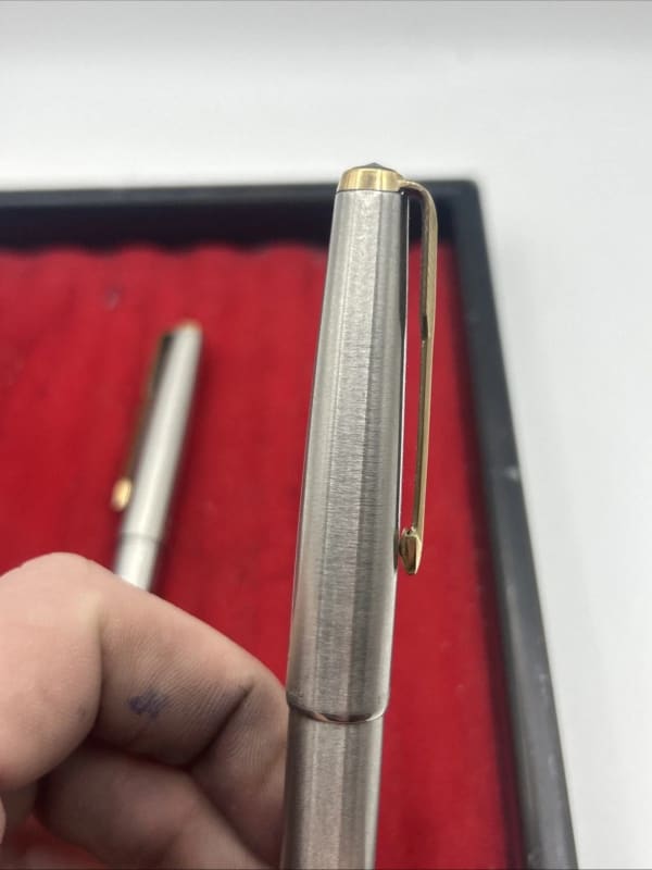 Vintage 1970'S Parker 65 Flighter De Luxe Fountain Pen And Ballpoint Pen F NIB