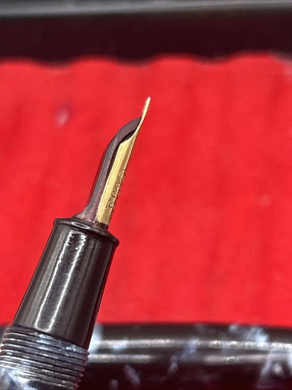 Vintage The Conway Stewart Blue Marble 28 Fountain Pen Medium NIB