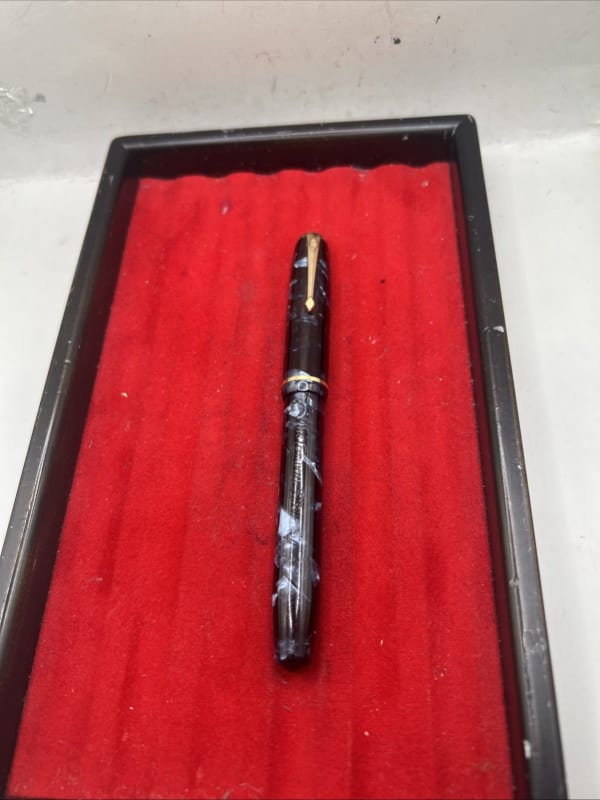 Vintage The Conway Stewart Blue Marble 28 Fountain Pen Medium NIB