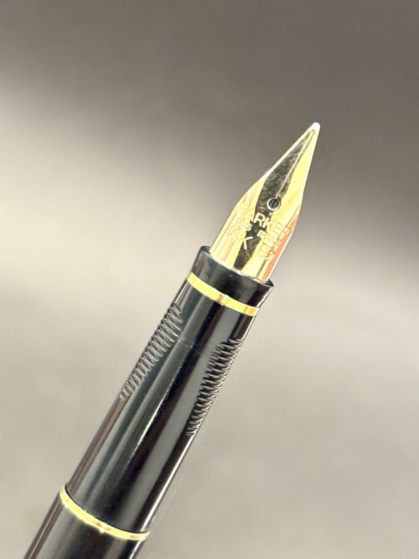 Parker 75 Fountain Pen- Black Lacquer Gold Trim W/Converter - Restored (Bfp577)