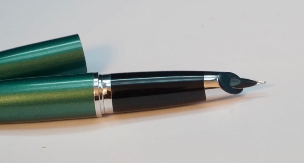 Sheaffer Taranis Metallic Green fountain pen