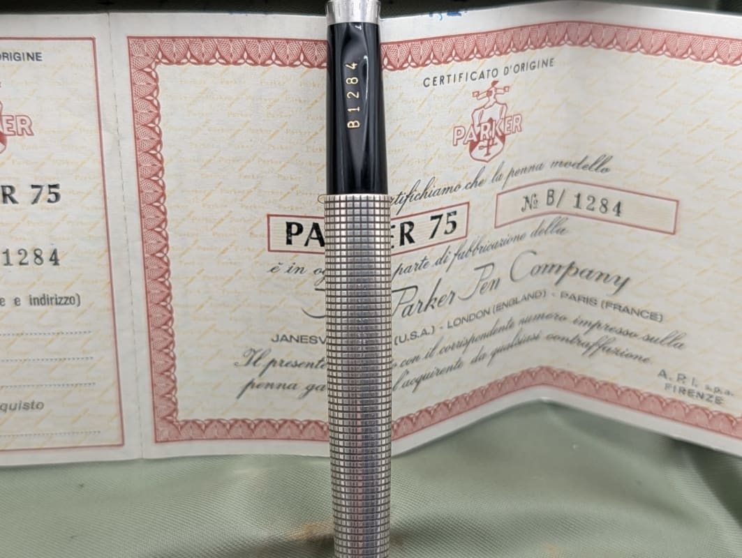 Rare First-Year Parker 75 Ciselé Sterling Silver (1964) – Flat Top – Matching Serial B1284 – Full Set w/ Box, Papers & Nib Tool