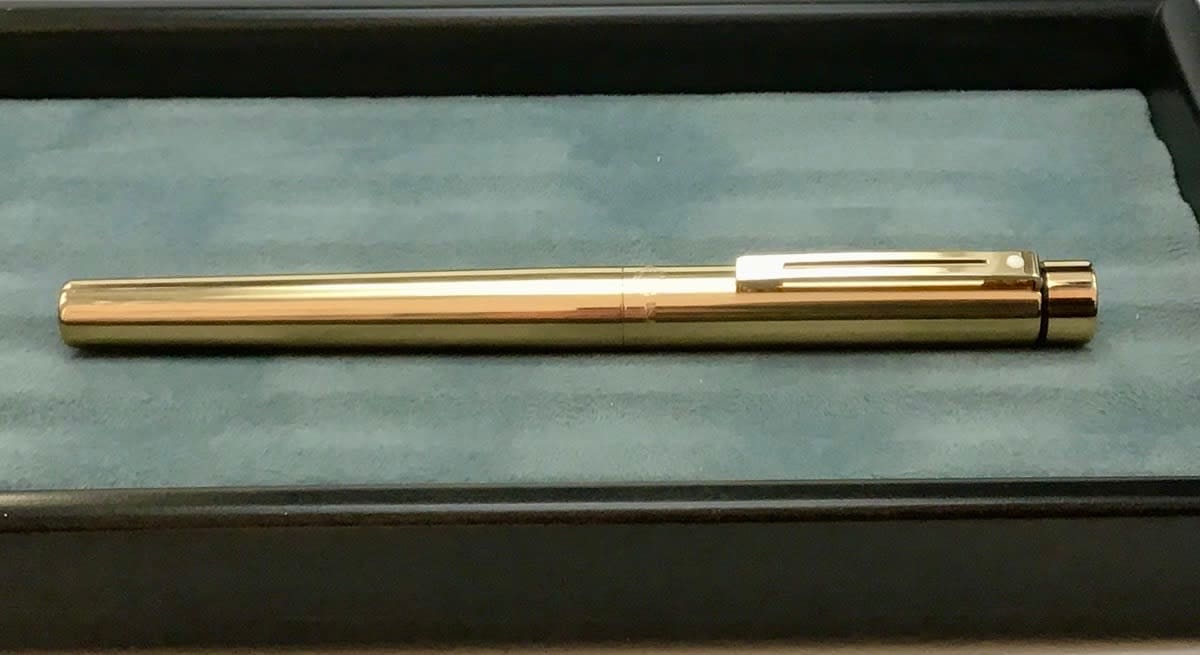 Sheaffer Targa Brass Fountain Pen Set including Pen Case and Cartridge Holder!