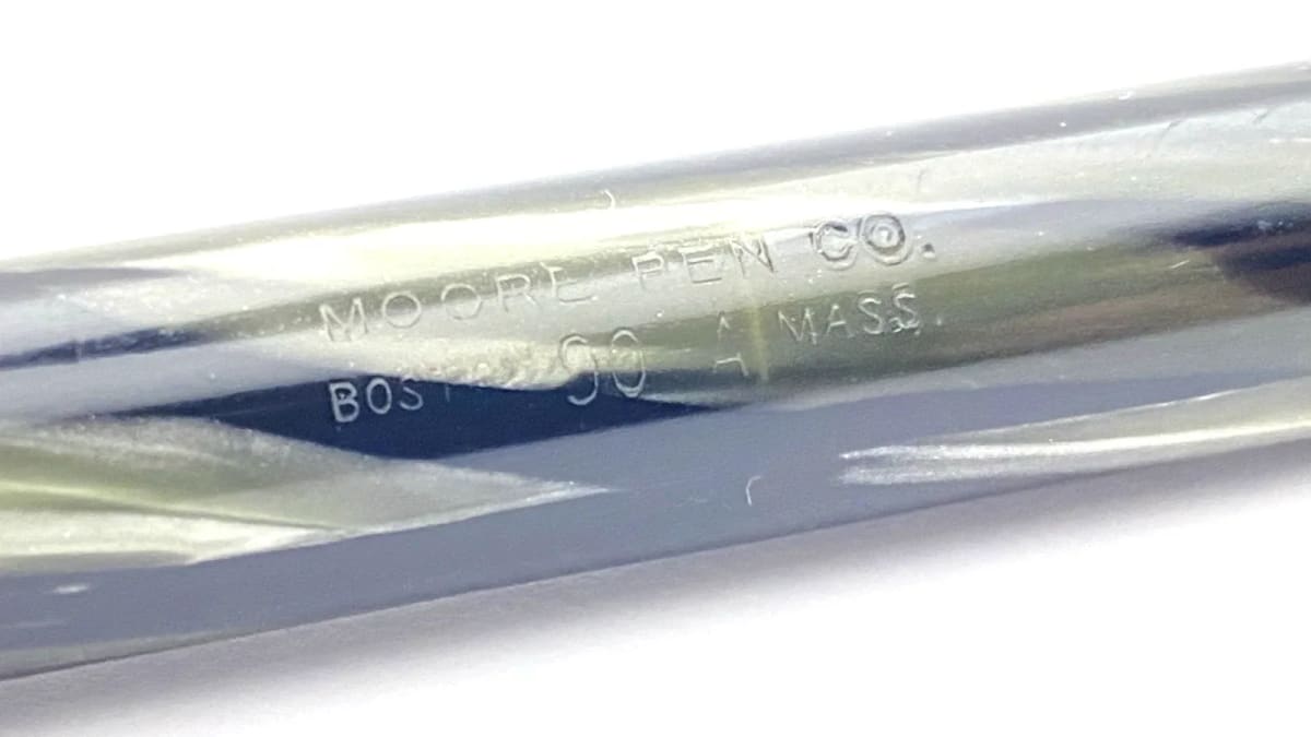 Vintage Moore 90A Fountain Pen In Green And Black Springy 14K Gold Fine NIB USA