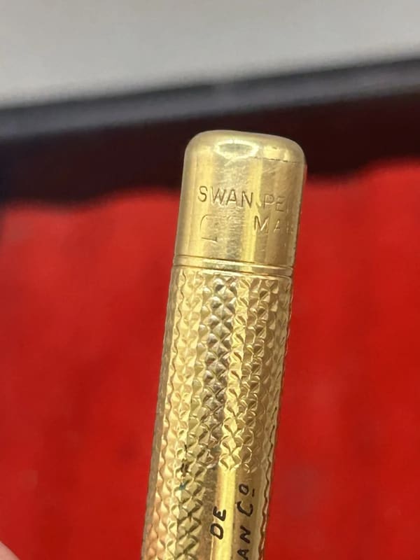 C1920'S Swan Safety Screw Cap Eyedropper 14Ct Gold NIB By Mabie Todd Small Size