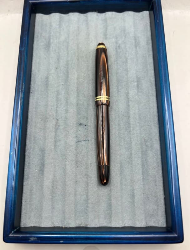Montblanc 244G Tiger Eye Fountain Pen Medium Nib