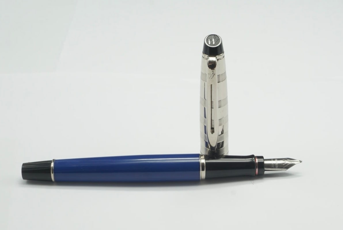 Waterman Expert Deluxe Fountain pen (blue/silver cap)
