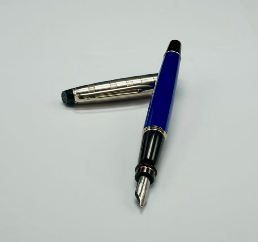 Waterman Expert Deluxe Fountain pen (blue/silver cap)