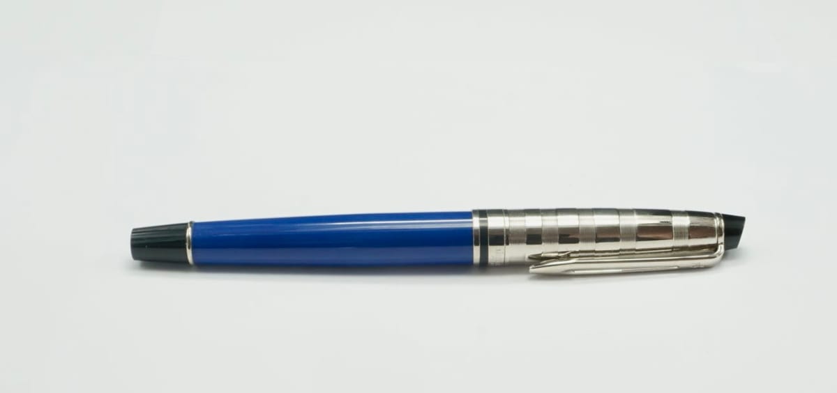 Waterman Expert Deluxe Fountain pen (blue/silver cap)