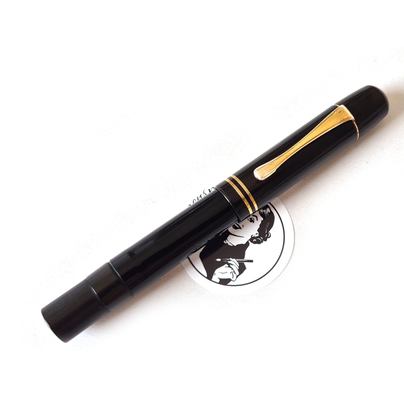 RARE PELIKAN 100, BLACK. FLEX!