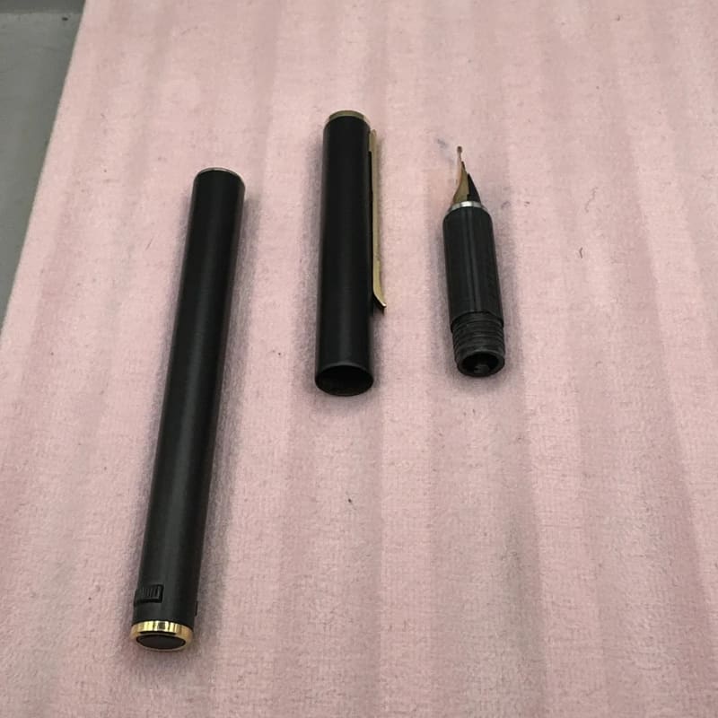 Vintage Aurora Hastil Fountain Pen Broad 14K Nib Matte Black Boxed