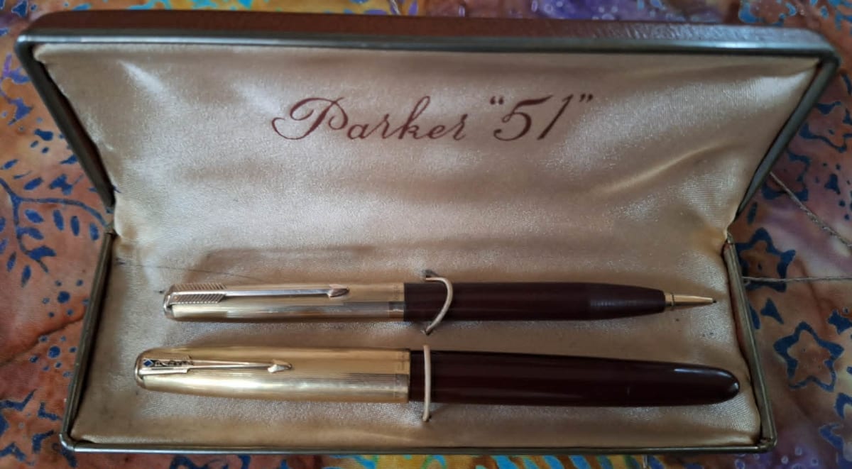 Parker 51 Cordovan Brown Vacumatic Fountain Pen and Pencil set