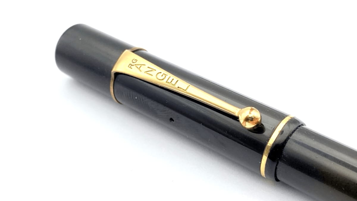 Vintage Altura No 752 Fountain Pen In Black Springy 14K Gold Medium NIB England