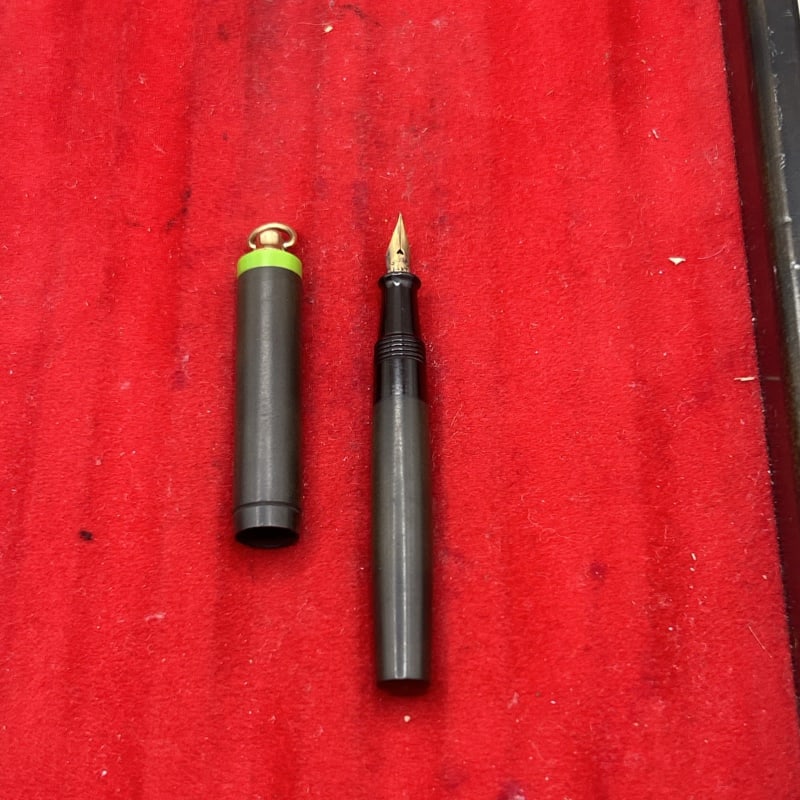 The Midget Eyedropper Fountain Pen Diamond Point Pen Company