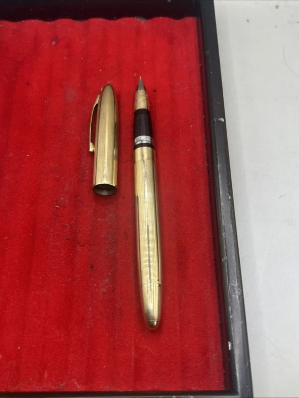 Sheaffer Triumph Snorkel Gold Plated Fountain Pen 14K Medium Nib Made In USA