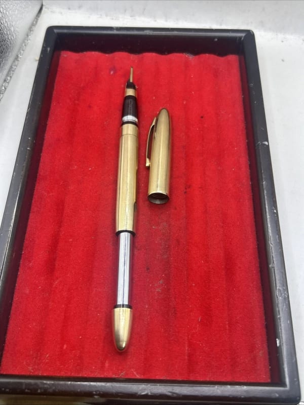 Sheaffer Triumph Snorkel Gold Plated Fountain Pen 14K Medium Nib Made In USA