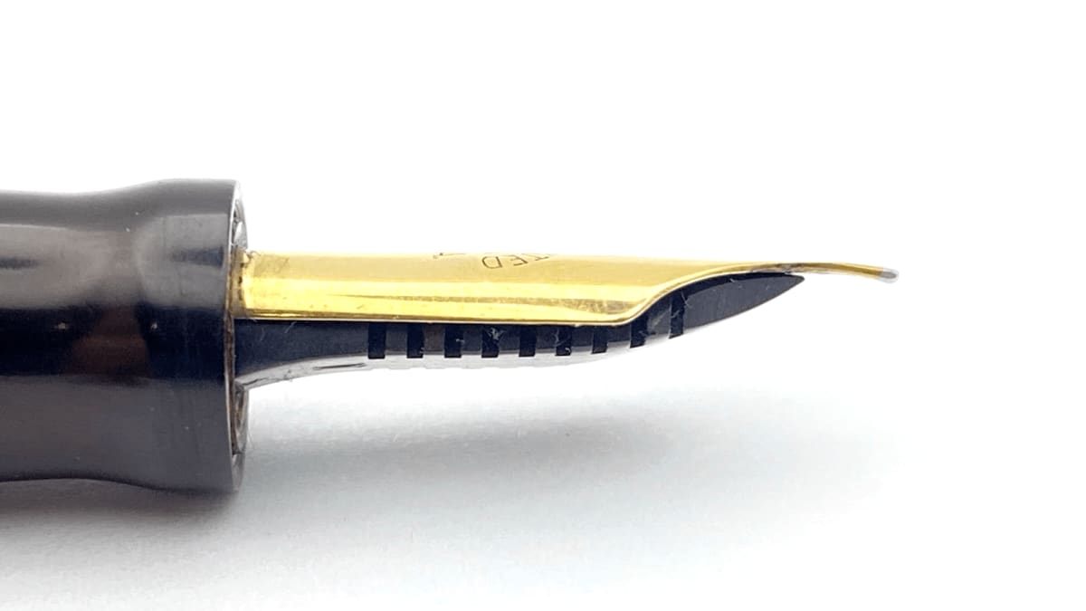 Vintage Oversize Eversharp Equipoised Fountain Pen Black And Pearl 14K Fine NIB