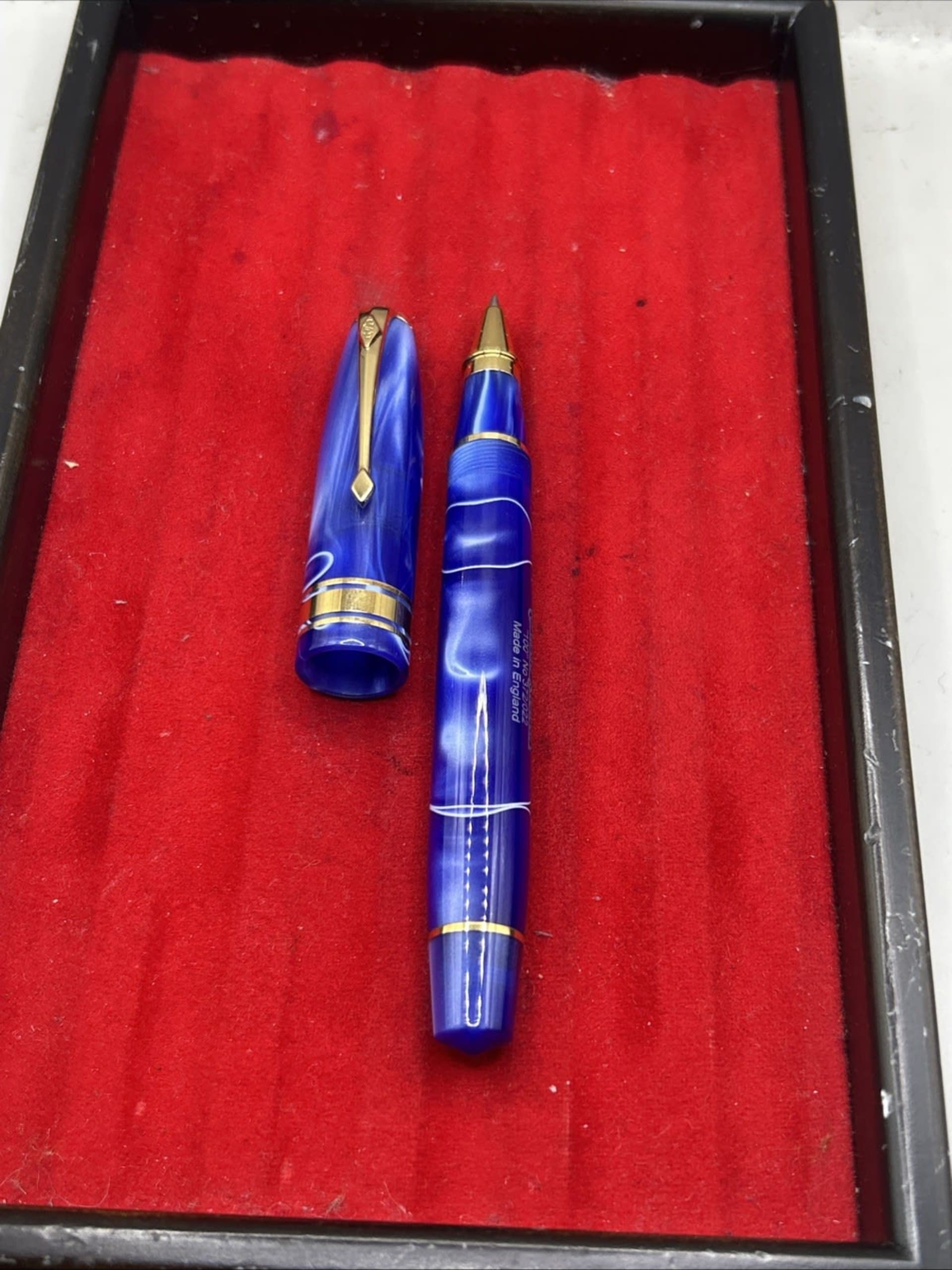 Conway Stewart 100 White Whirl Rollerball Pen