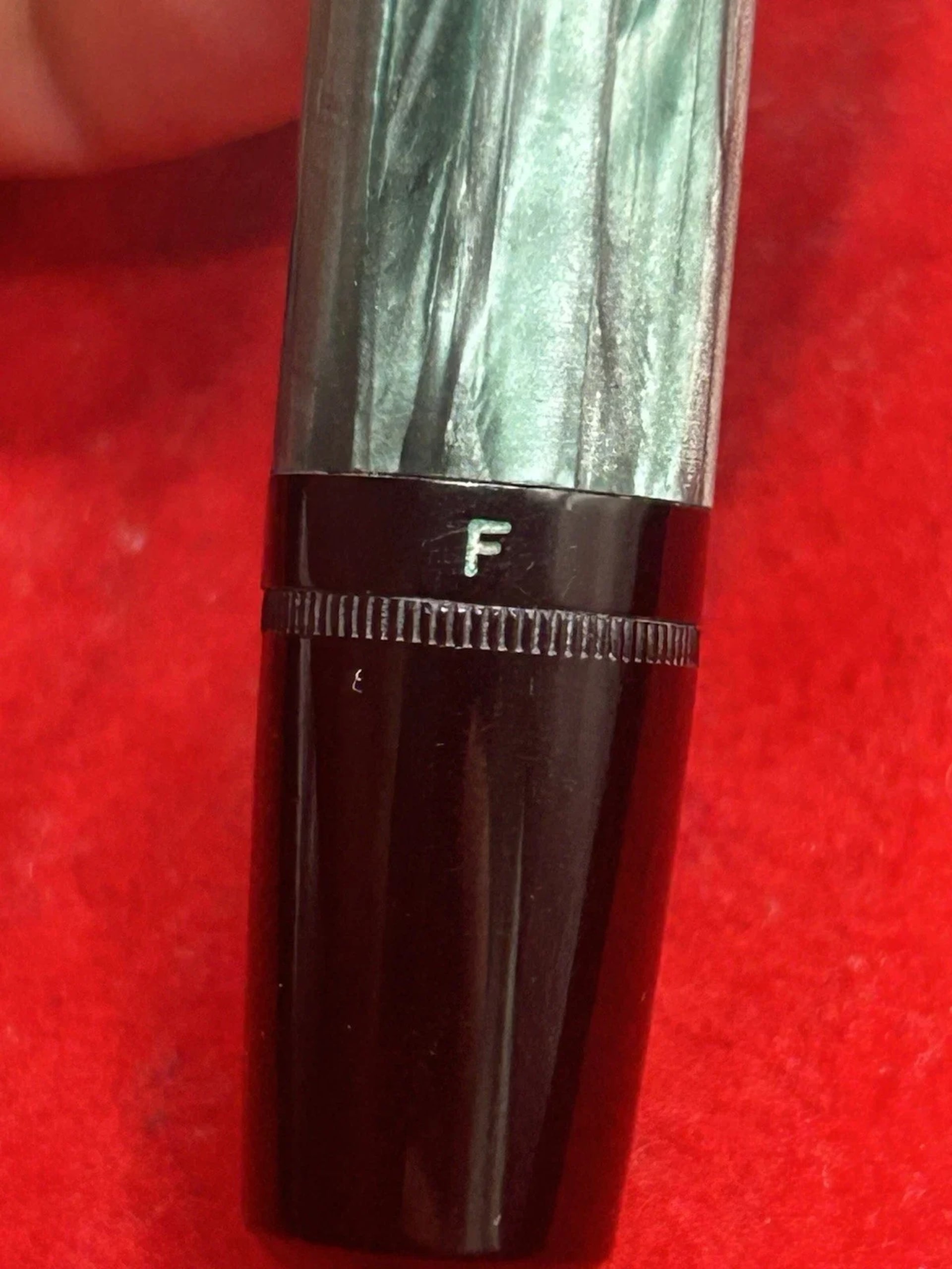 Vintage Pelikan 100N Fountain Pen In Green Marble Semi Flexible NIB 14Ct