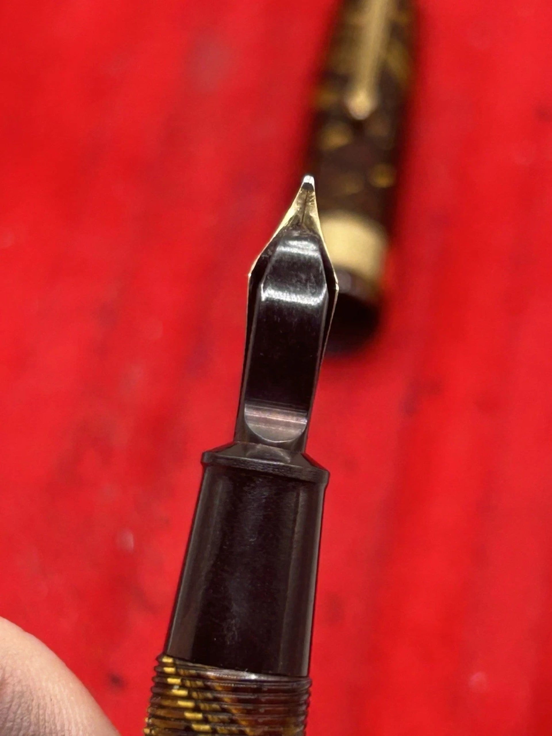 Conway Stewart 27 Tiger'S Eye Fountain Pen Medium Flex