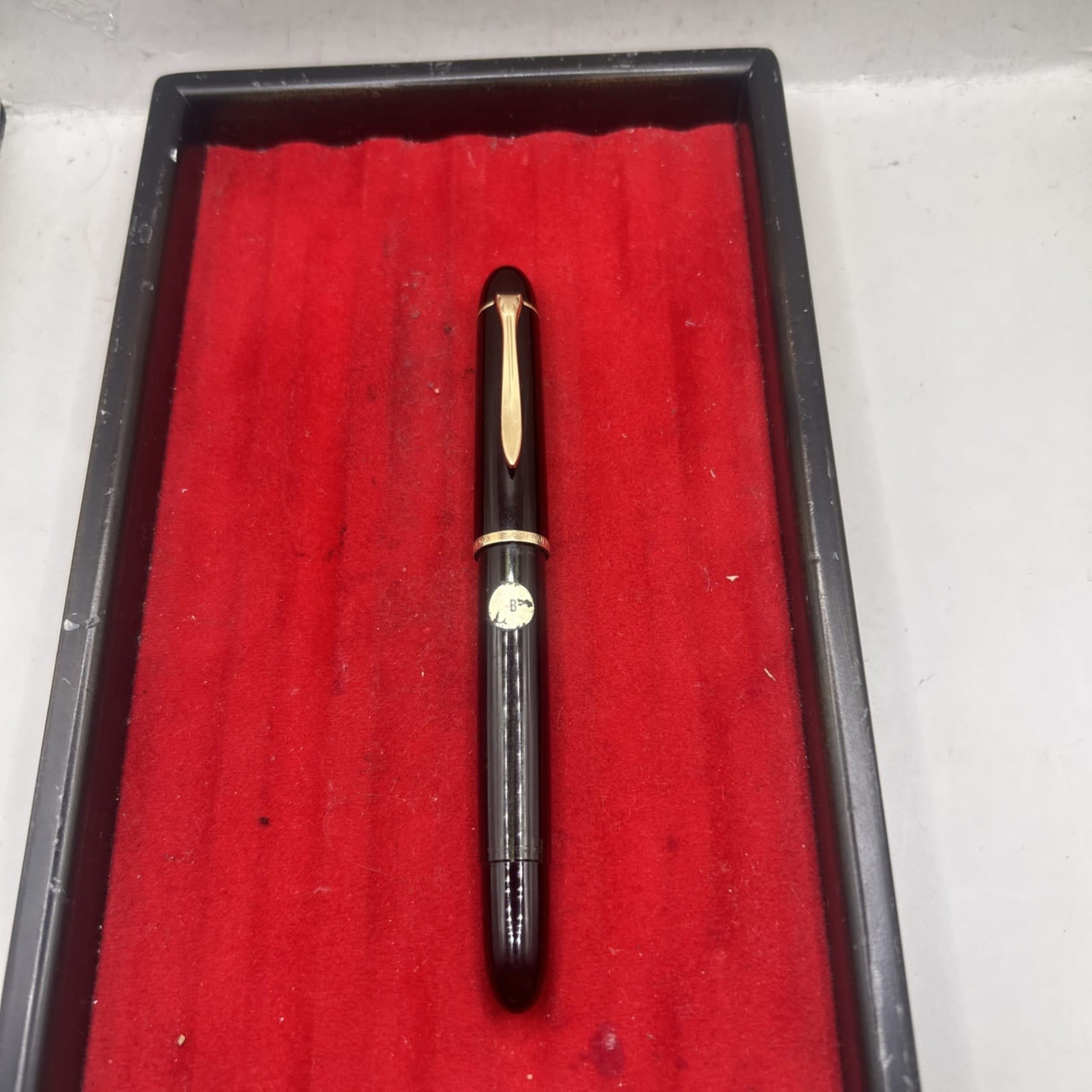 Pelikan 140 Fountain Pen 14C Gold Broad NIB With Sticker