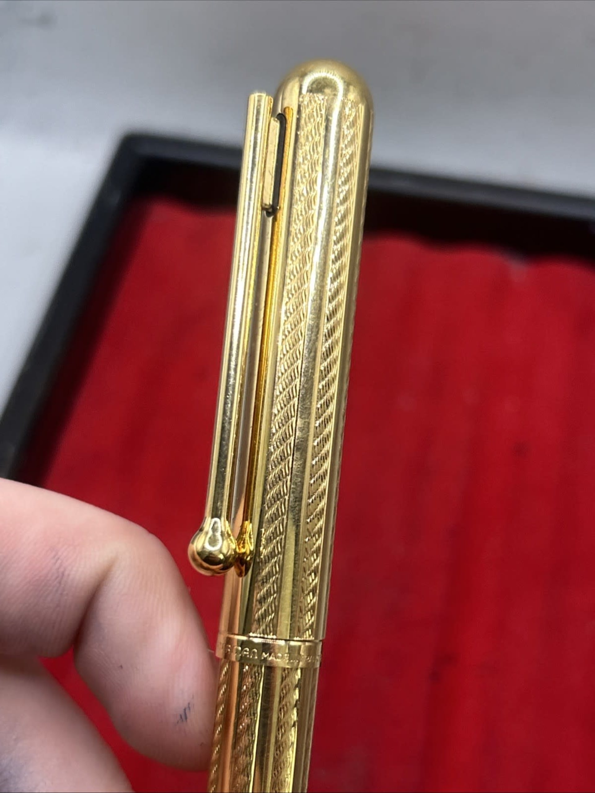 Vintage Waterman Goutte Gold Plated Fountain Pen 18K Gold NIB Broad