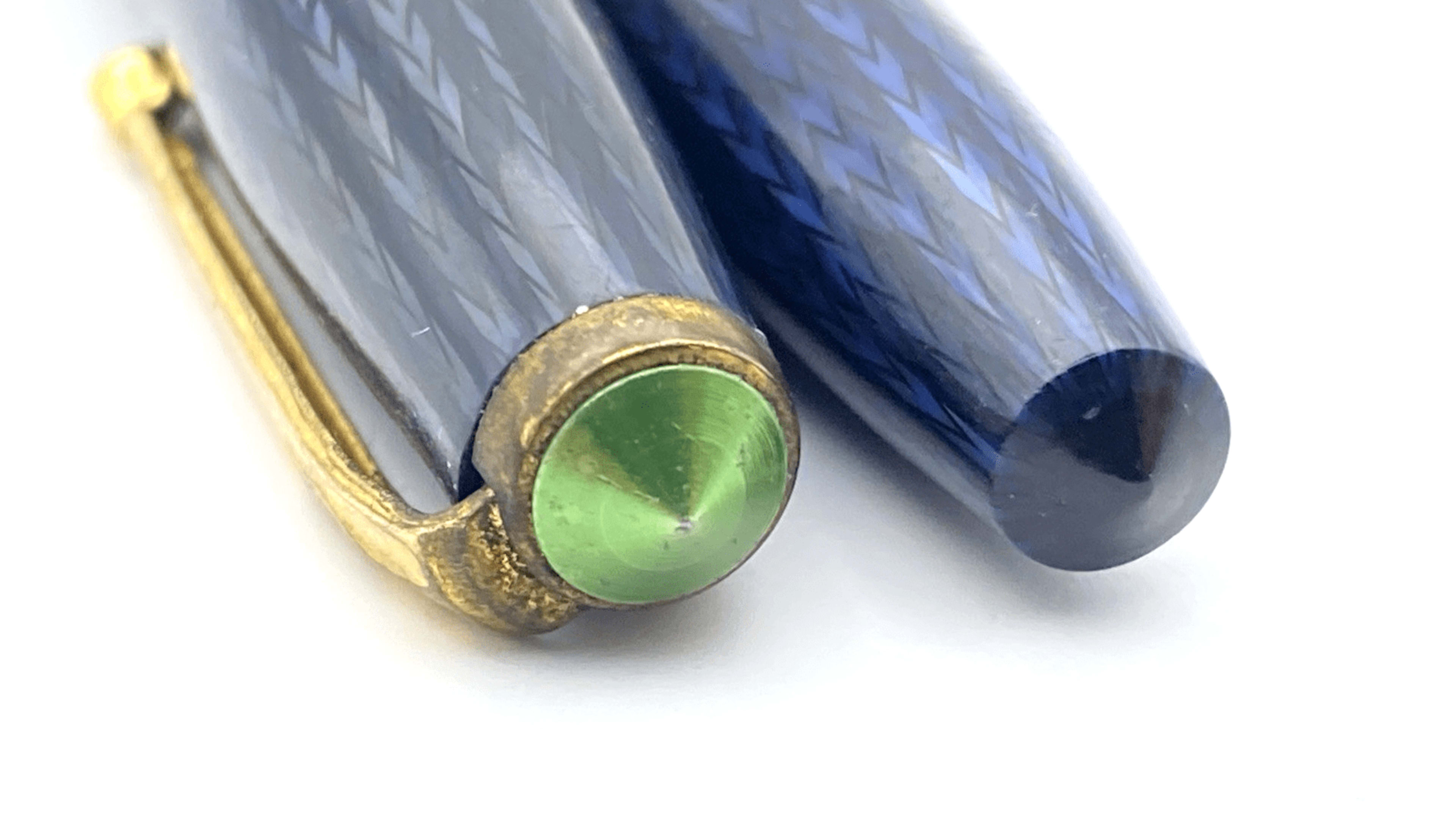 Vintage Conway Stewart Shorthand Fountain Pen Blue Herringbone 14K Gold Fine NIB
