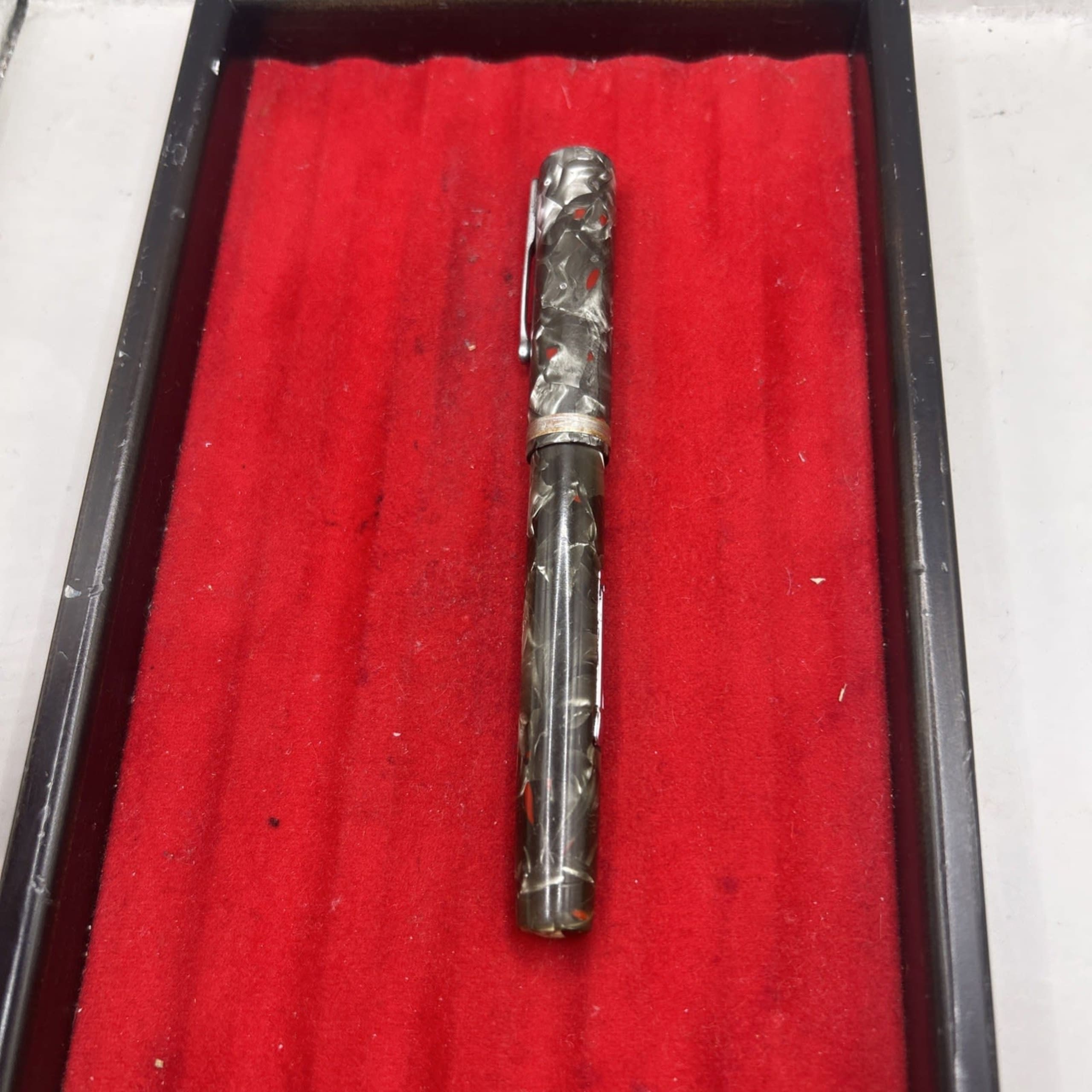 Vintage Waterman'S 94 Fountain Pen Grey Red - 14Ct Gold Fine NIB Read Descrip