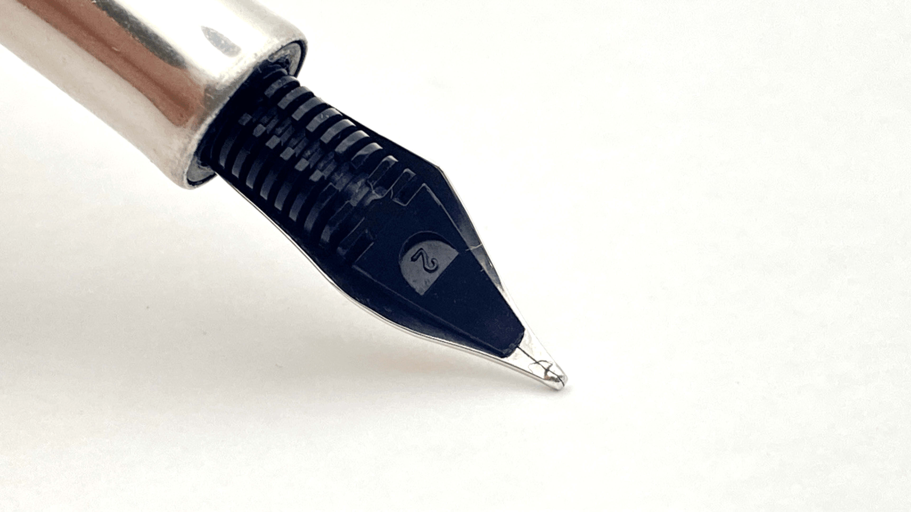 Montegrappa 300 Fountain Pen In Green Marble And Silver 18K Gold Medium NIB Sb