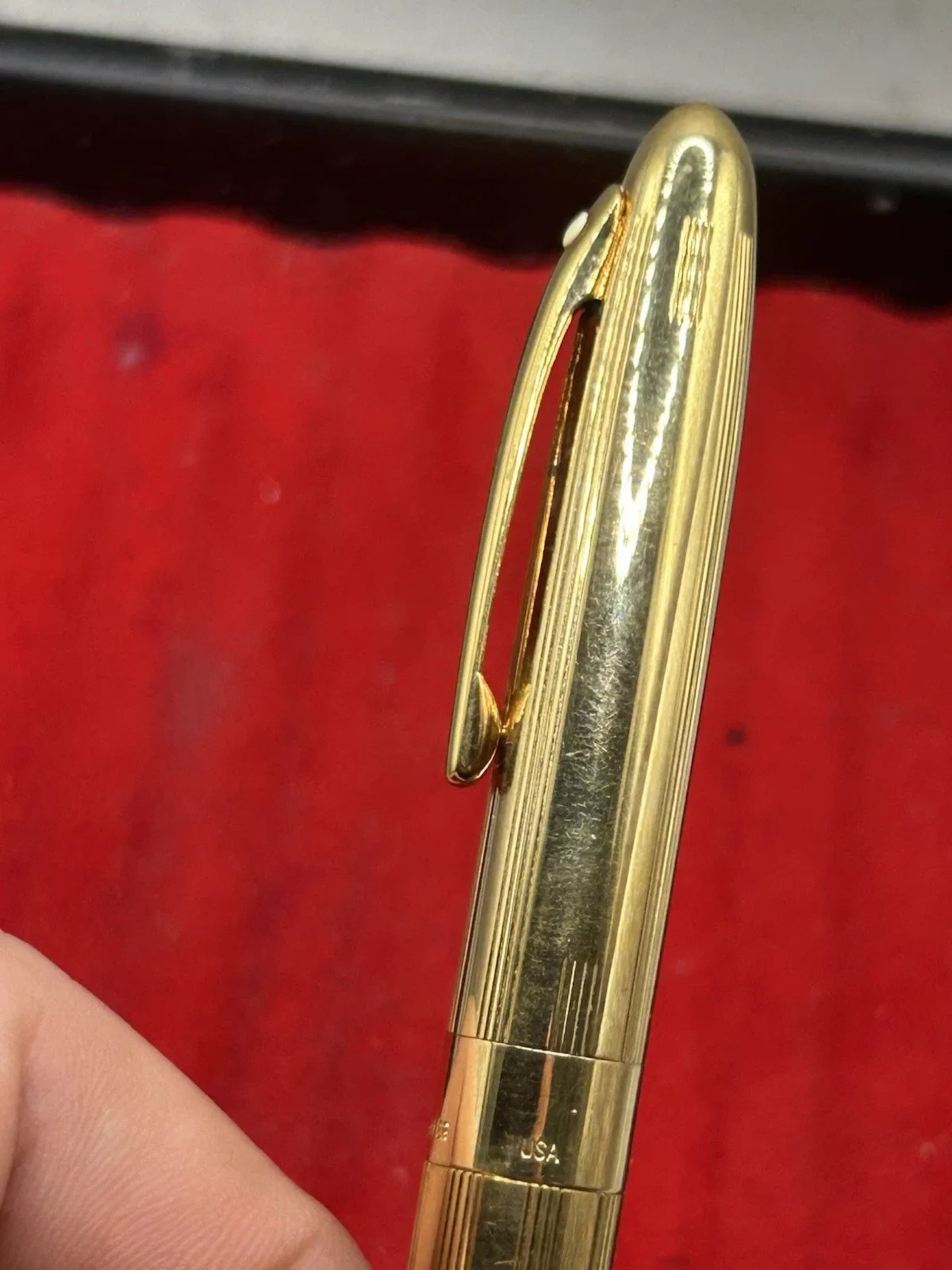 Sheaffer Crest 590 Gold Plated 18K Gold Nib Fountain Pen