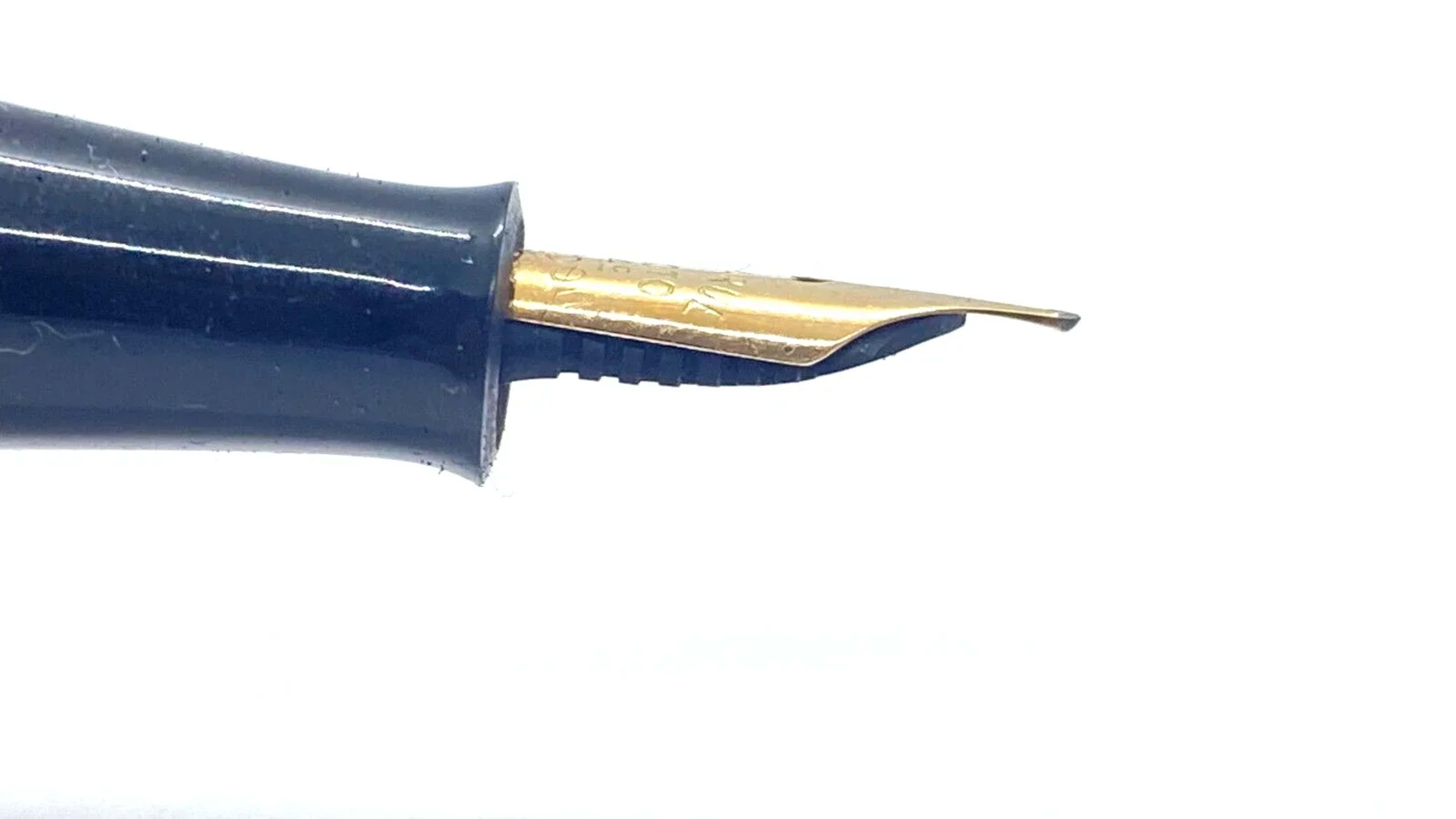 Vintage Onoto Junior Fountain Pen And Pencil Set In Bright Red 14K Medium NIB