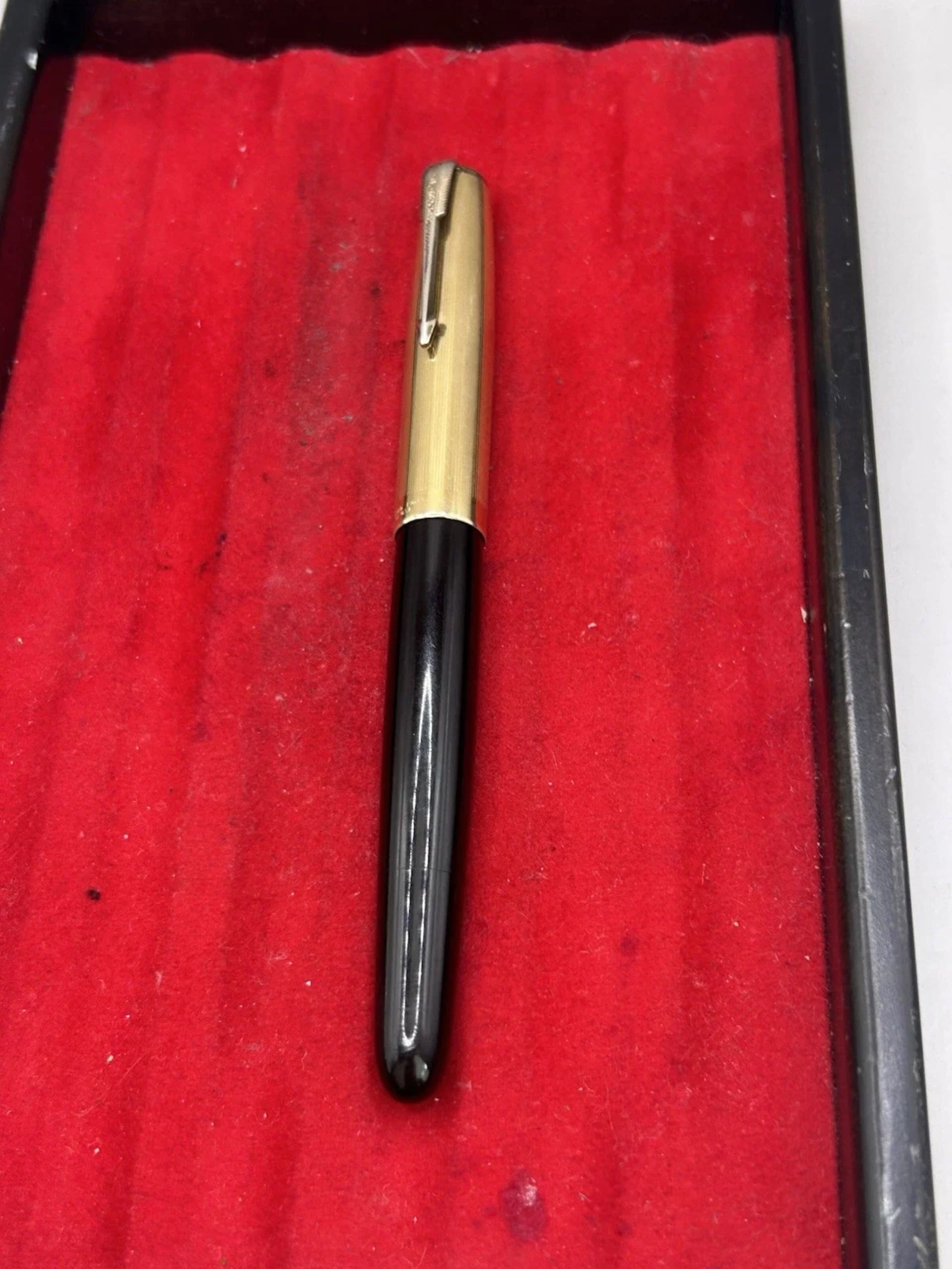 Parker 51 Vacumatic Fountain Pen Black Custom 14K NIB Restored Fine To Medium