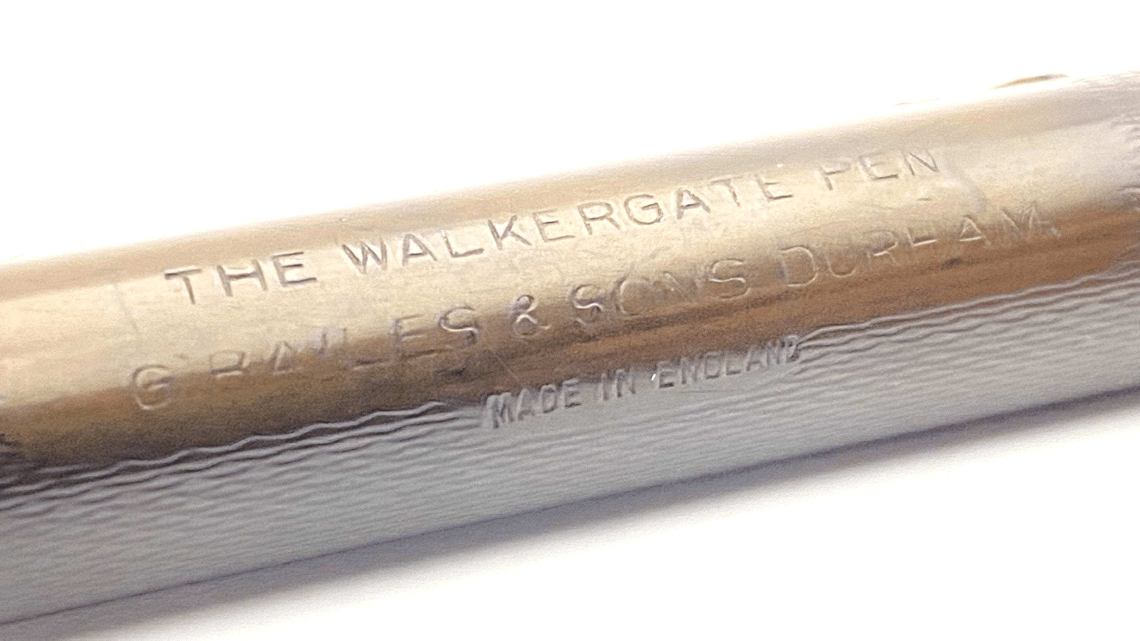 Vintage Walkergate Fountain Pen In Black Chased Hard Rubber 14K Gold Medium Nib