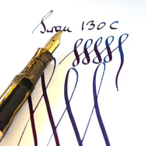 Rare Swan 130 C Yellow Ripple Hard Rubber Fountain Pen with OBBB Flex Nib 1