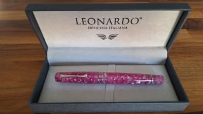 Leonardo Momento Zero Lavender Rhodium Trim 1.1mm Stub Nib 1