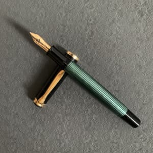 Pelikan M400 (Old Style) Green 1