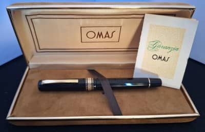 Vintage OMAS 1930 "Gentlemen" Black Piston Filler 1