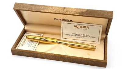 Vintage Aurora International Fountain Pen In Rolled Gold 14K Gold Medium NIB 1