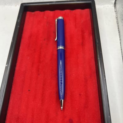 Pelikan Souveran K800 Marbled Blue  Ballpoint Pen
