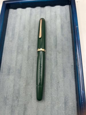 MONTBLANC Monte Rosa 042G Green Piston Fountain Pen 14k M Nib Near Mint