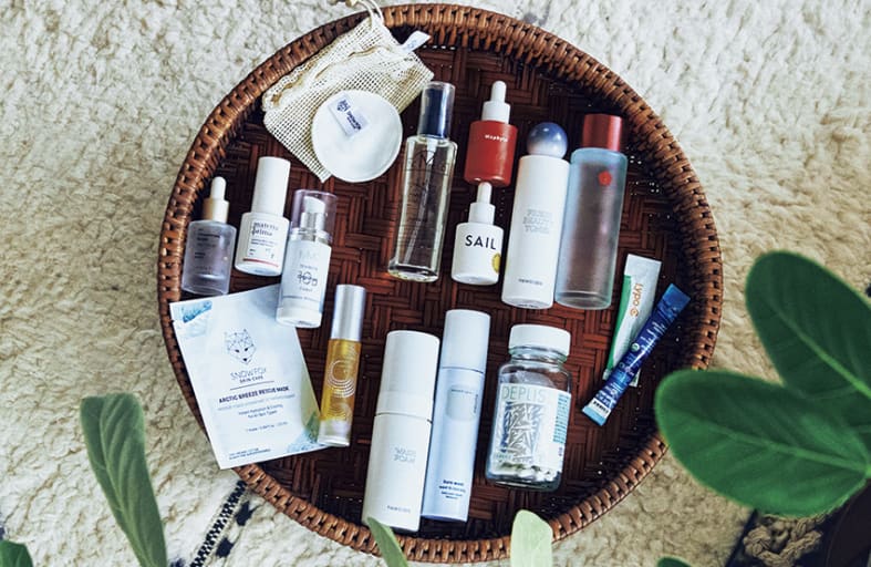 モデル、“皮膚の変態”…美容のプロたちが使う「日常スキンケアアイテム