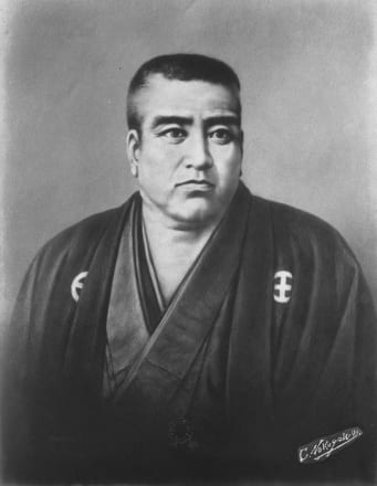 明治秘史 西郷隆盛暗殺事件　日高節　正誤表付き　函　初版　書き込み無し本文良 写真】西郷隆盛が「自分を殺しにきた男」に放った「衝撃のひと言