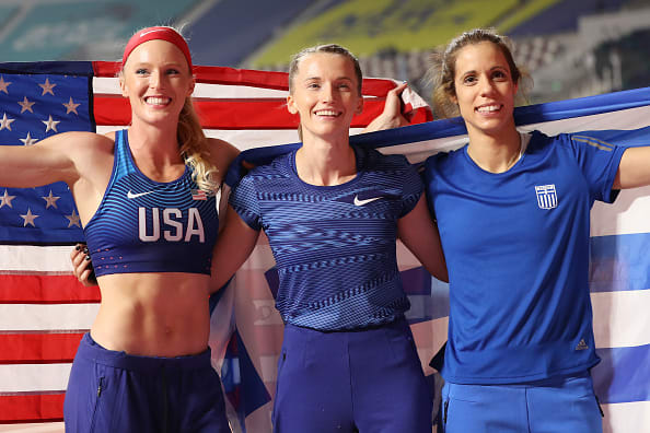 写真】棒高跳び美女、サンディ・モリスの「ビキニ＆美腹筋」がスゴ