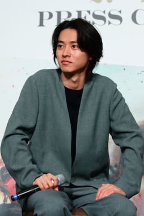 wtw ウエットスーツ　山崎賢人 即日発送】wtw ウエットスーツ Lサイズ 山崎賢人着用ブランド - メルカリ