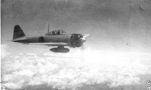 【写真】「零戦」で敵の飛行場に強行着陸…英雄「羽切松雄」が、じつは戦後に浴びせられていた「痛烈な批判」の正体（神立 尚紀） | 現代ビジネス ...